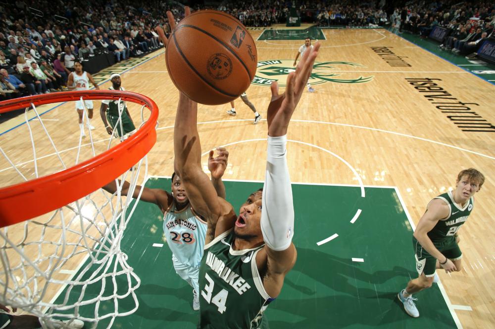 留下了鲜明 留下了鲜明