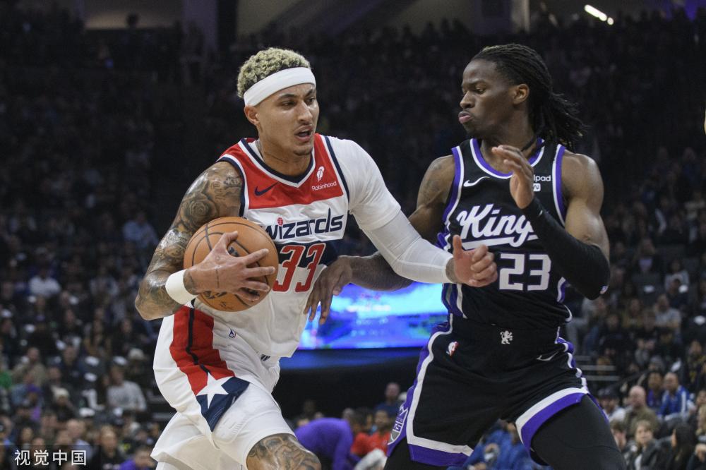 他逐渐陷入 他逐渐陷入